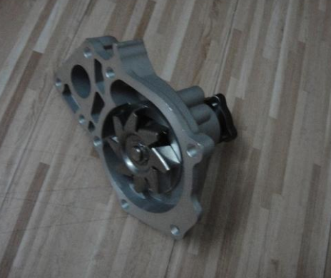 发动机水泵是否需要定期更换以及判断水泵坏了的方法